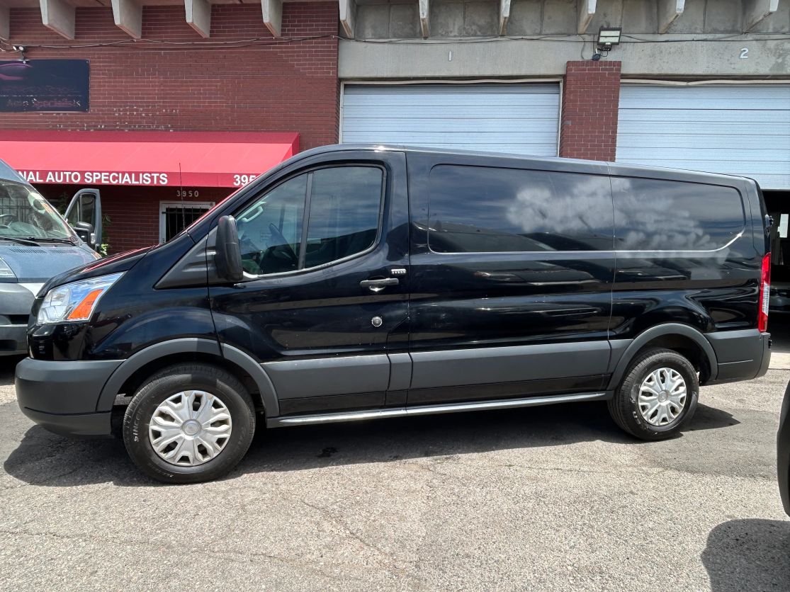 ford transit van 2018 1FTYE1YM8JKA38678 image